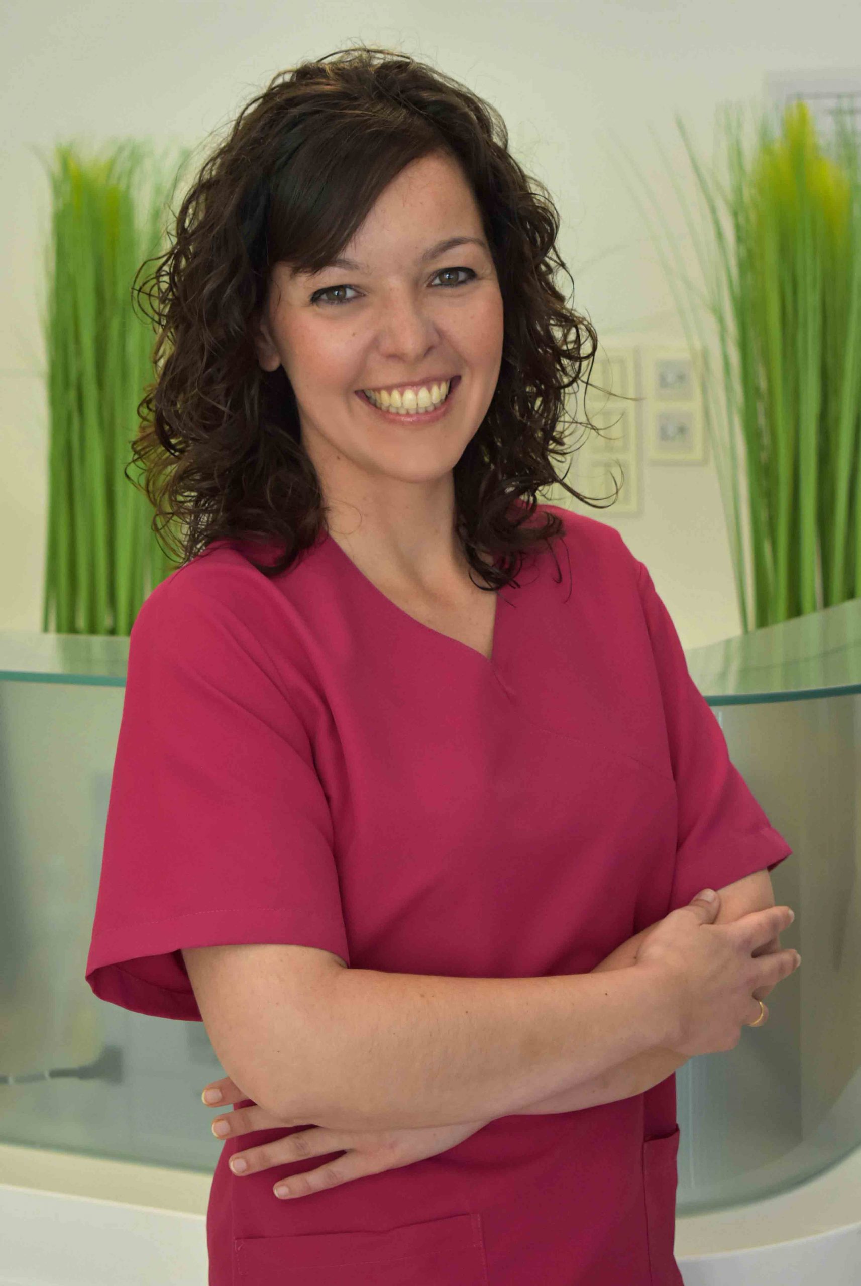 8- Lidia Castejón- Auxiliar dental